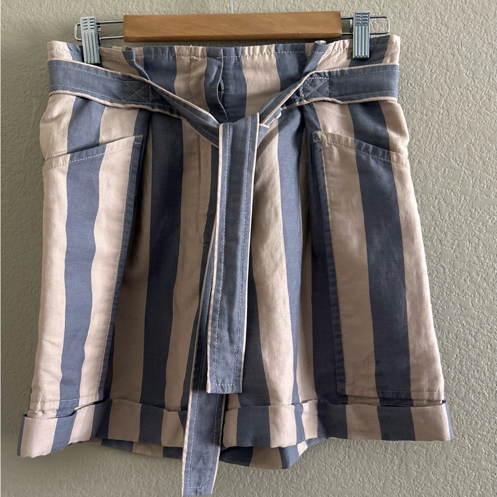 Marc By Marc Jacobs Blue and Cream Cargo Shorts size 2